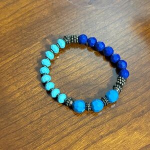 blue and turquoise beaded bracelet 🆕